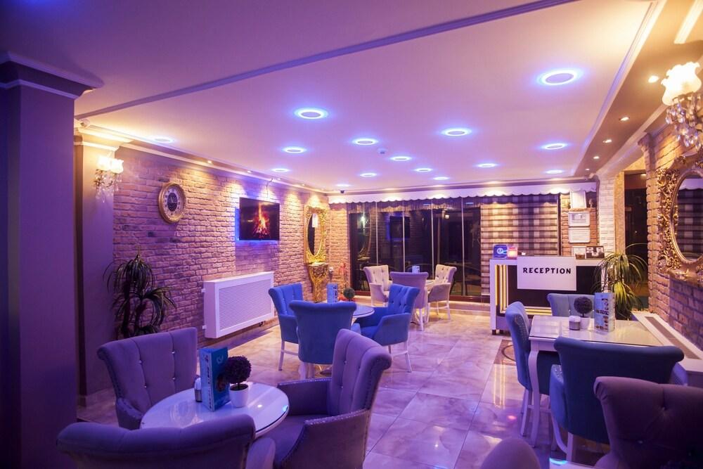Hurriyet Hotel Истанбул Екстериор снимка