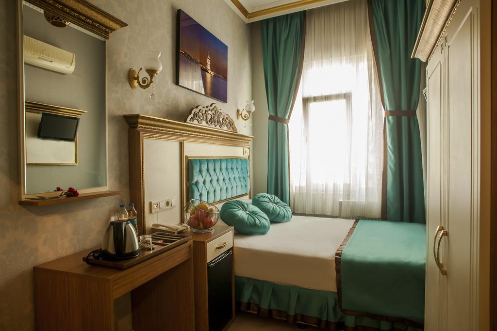 Hurriyet Hotel Истанбул Екстериор снимка