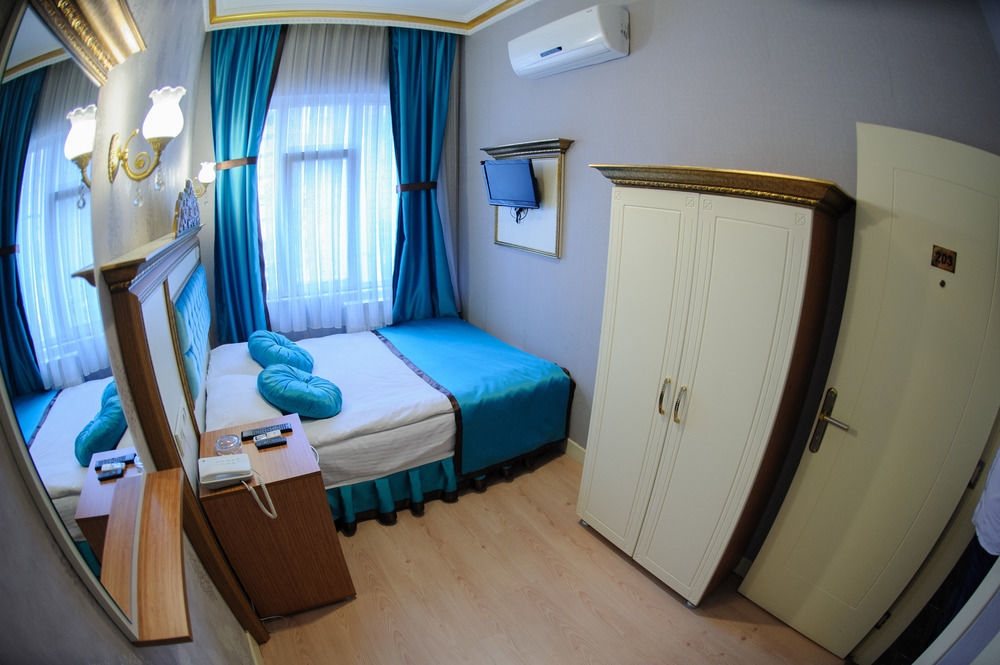 Hurriyet Hotel Истанбул Екстериор снимка
