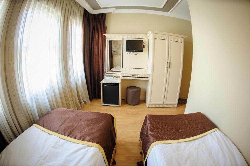 Hurriyet Hotel Истанбул Екстериор снимка